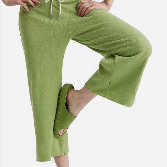 MATE The Label Pants Green Waffle Wide-Leg Crop Pant Organic Cotton 1X - Picture 3 of 10
